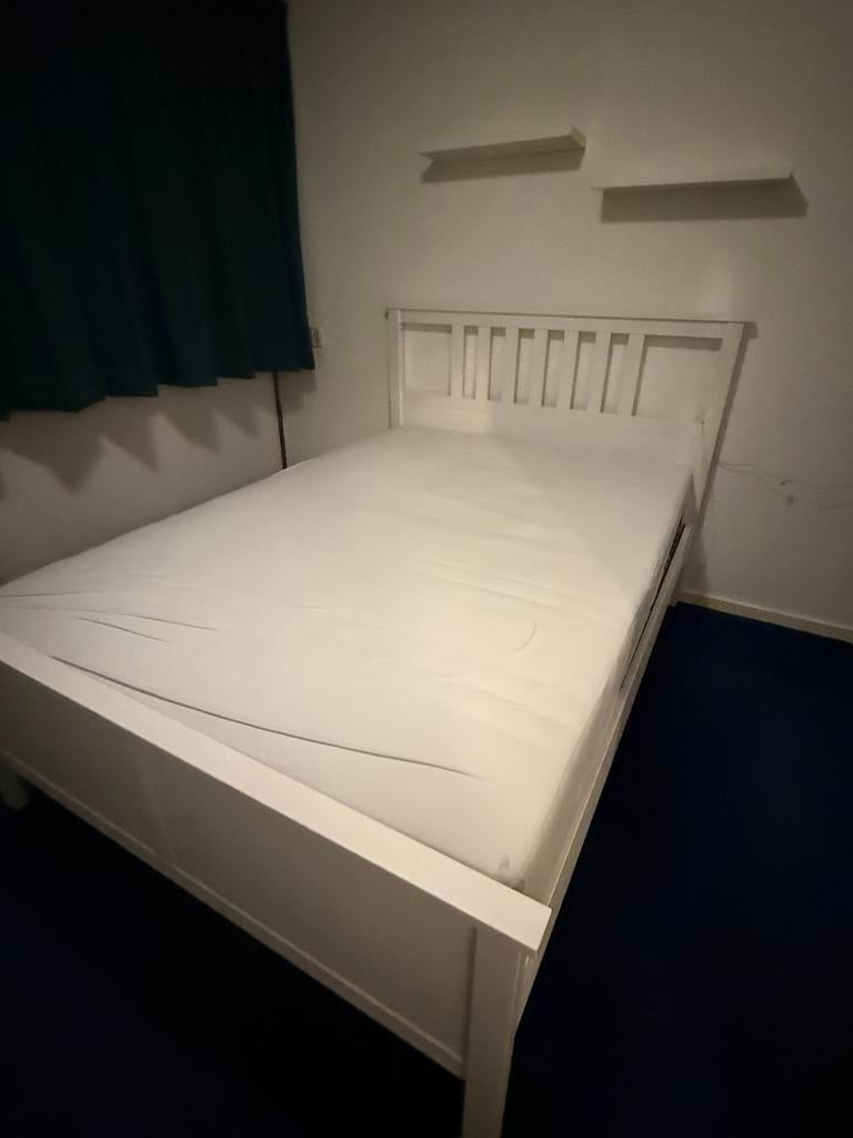 Wit tweepersoonsbed 155x210 lattenbodems matras 140 x 210cm, Ophalen, Gebruikt, Wit, Tweepersoons