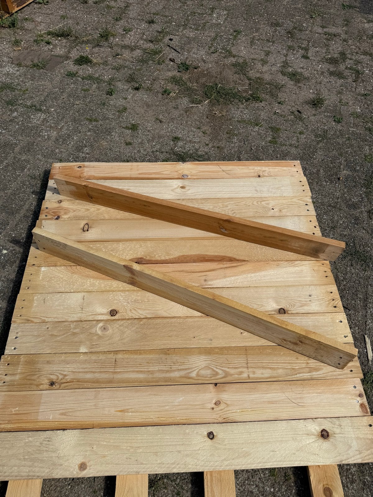 100 stuks planken/sloophout voor diverse projecten, Doe-het-zelf en Verbouw, Ophalen, Gebruikt