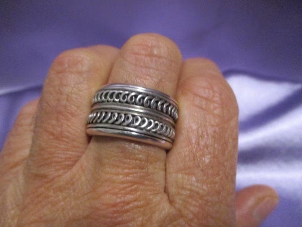 Balinese meditatiering van zilver, 20 of groter, Verzenden, Nieuw, Dame of Heer