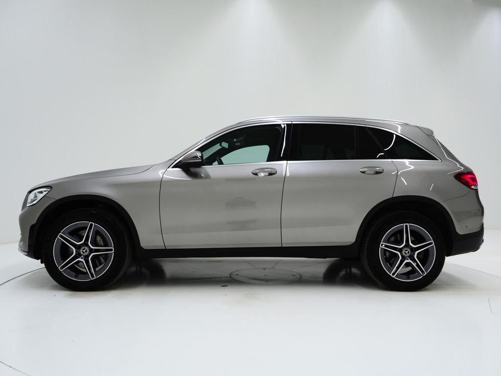 Mercedes-Benz GLC 300e 4MATIC AMG | Leder | Trekhaak | Virtu, Auto's, Automaat, Gebruikt, 320 pk, Automatische klimaatregeling