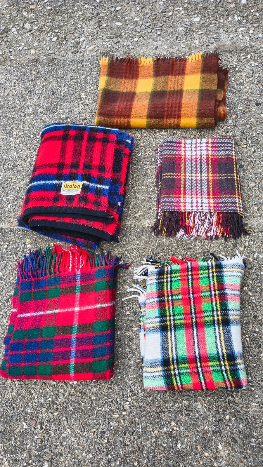Set van 5 geruite dekens/plaids - Diverse kleuren en maten, Ophalen, Gebruikt, Onbekend, Onbekend