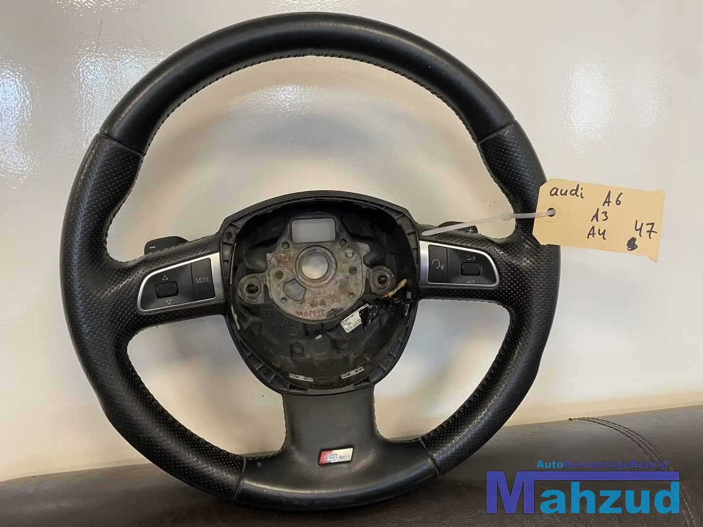 AUDI A3 A4 A5 A6 Stuurwiel stuur sportstuur met flipper s-li, Gebruikt, AUDI AG, Auto-Union-Strasse 1
85045  Ingolstadt, DE, Kundenbetreuung@audi.de