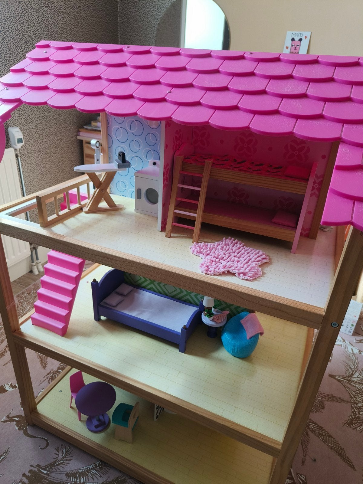 Mooi houten barbiehuis!, Kinderen en Baby's, Speelgoed | Poppenhuizen, Ophalen of Verzenden, Gebruikt, Poppenhuis