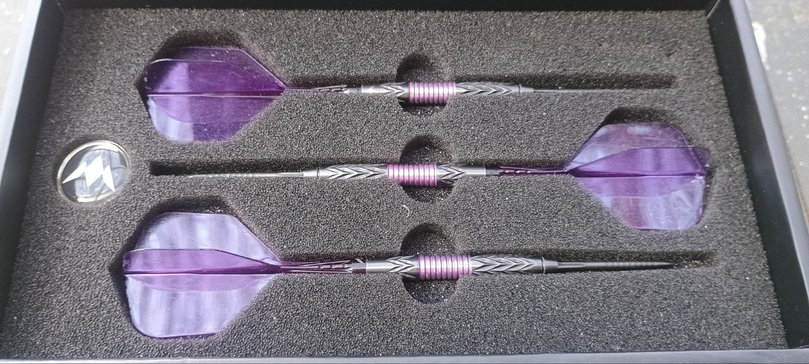 Mission Vector 22 gram dartset - Compleet met accessoires, Ophalen of Verzenden, Zo goed als nieuw, Pijlen