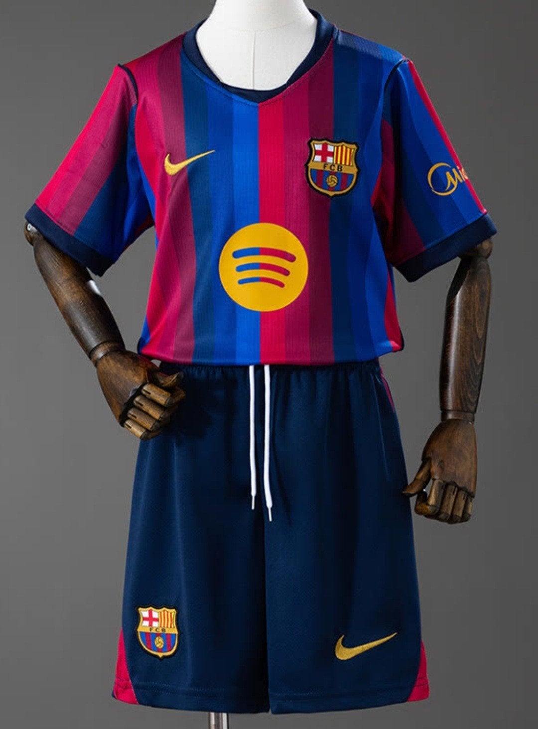 FC Barcelona tenue 2026/2027, Maat XS of kleiner, Ophalen of Verzenden, Nieuw, Set
