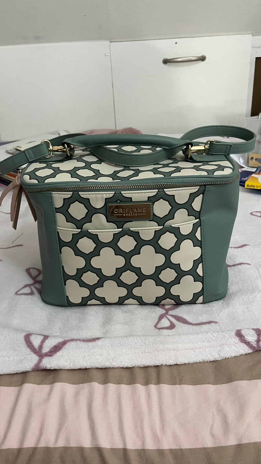 Make up tas Oriflame, Ophalen of Verzenden, Zo goed als nieuw, Groen, Dame
