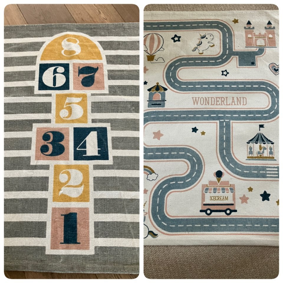2 Speelkleden voor Kinderen: Wonderland & Hinkelbaan, Ophalen of Verzenden, Gebruikt