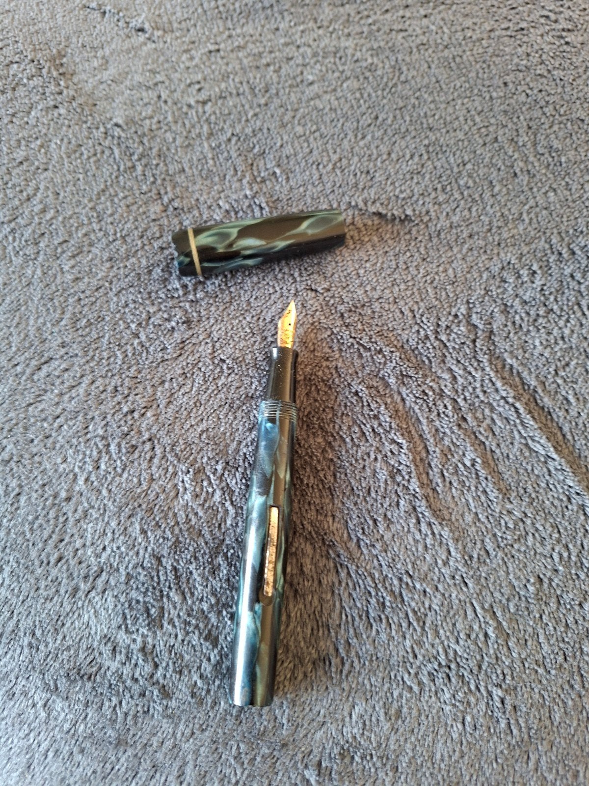 Vintage Vulpen - Groen/Blauw Marmer Patroon, Ophalen of Verzenden, Gebruikt, Vulpen, Overige merken