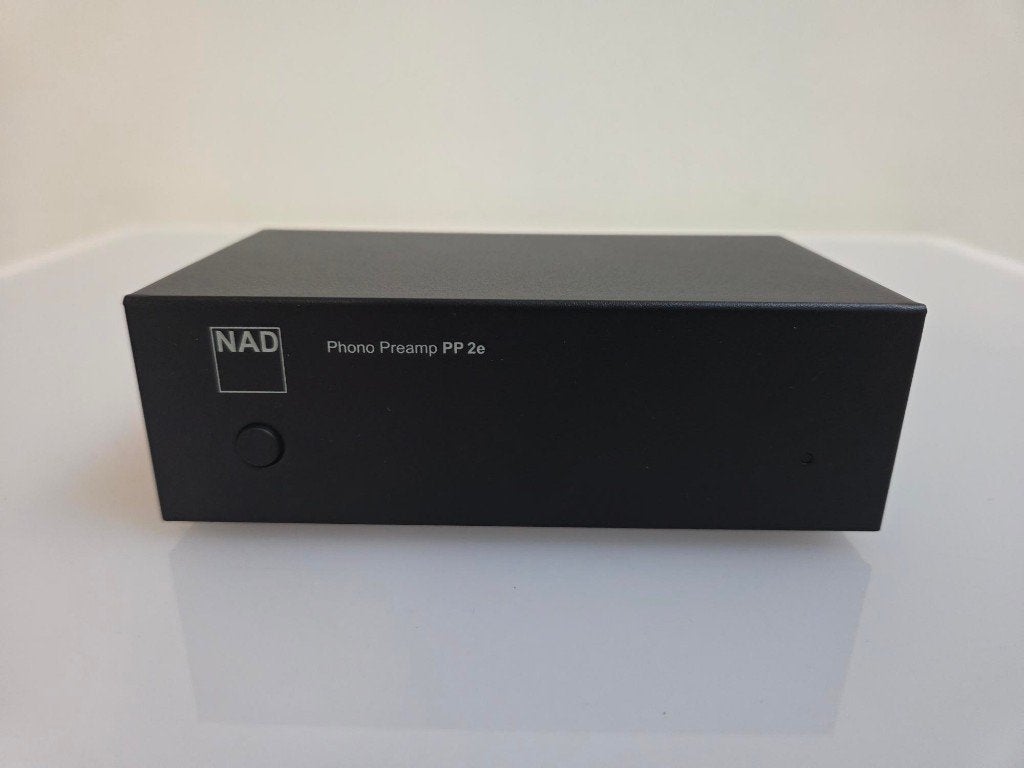 NAD PP2e - Phono voorversterker, Overige merken, Ophalen of Verzenden, Zo goed als nieuw, Minder dan 60 watt