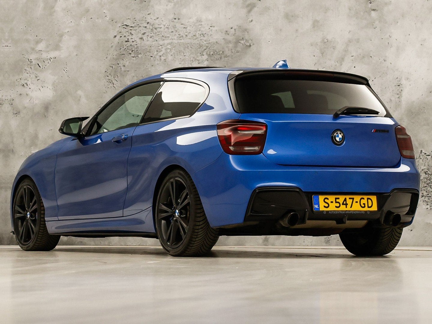 BMW M135 M135i xDrive High Executive Automaat 320Pk (GROOT N, Gebruikt, Zwart, Leder, Vierwielaandrijving