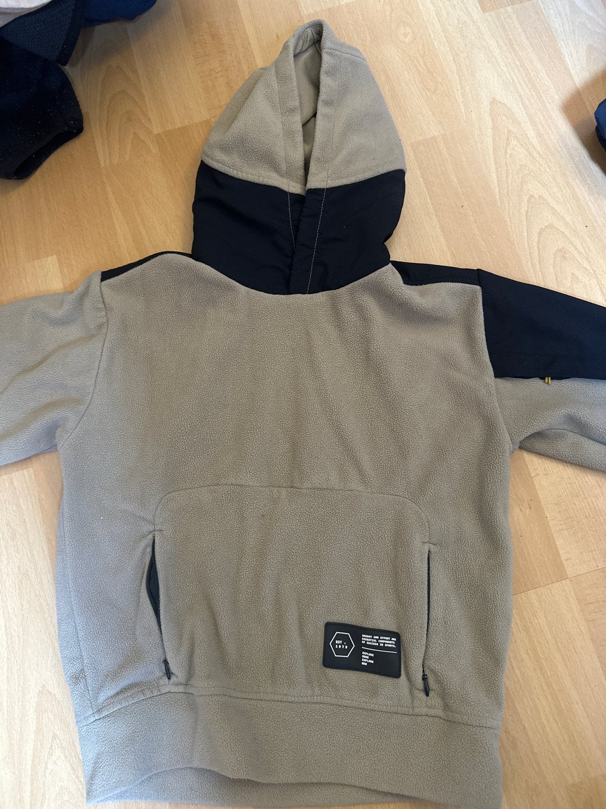 Zara Hoodie Fleece Trui Jongen Maat 130 (8-9 jaar), Ophalen, Zo goed als nieuw, Jongen, Trui of Vest