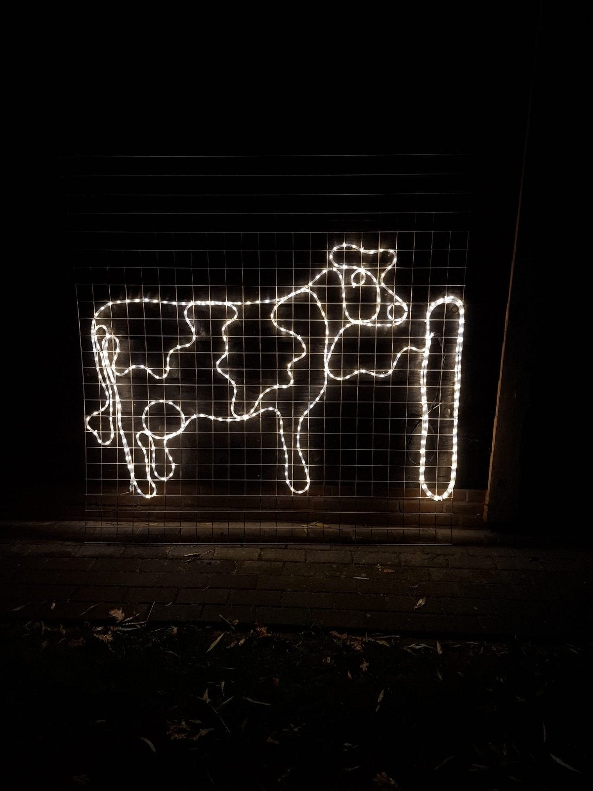 koe met verlichting stal tuin boerderij, Ophalen, Nieuw