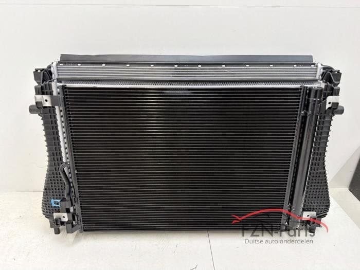 VW Golf 8 R 2.0TSI Koelerpakket dubbelven (5Q0145803AE), Ophalen of Verzenden, Gebruikt