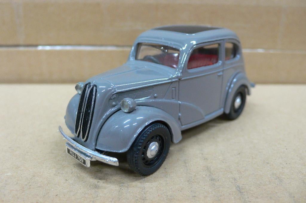 ford popular  1935-1959 - corgi c701/1  1/43, Hobby en Vrije tijd, Modelauto's | 1:43, Verzenden, Nieuw, Auto, Corgi