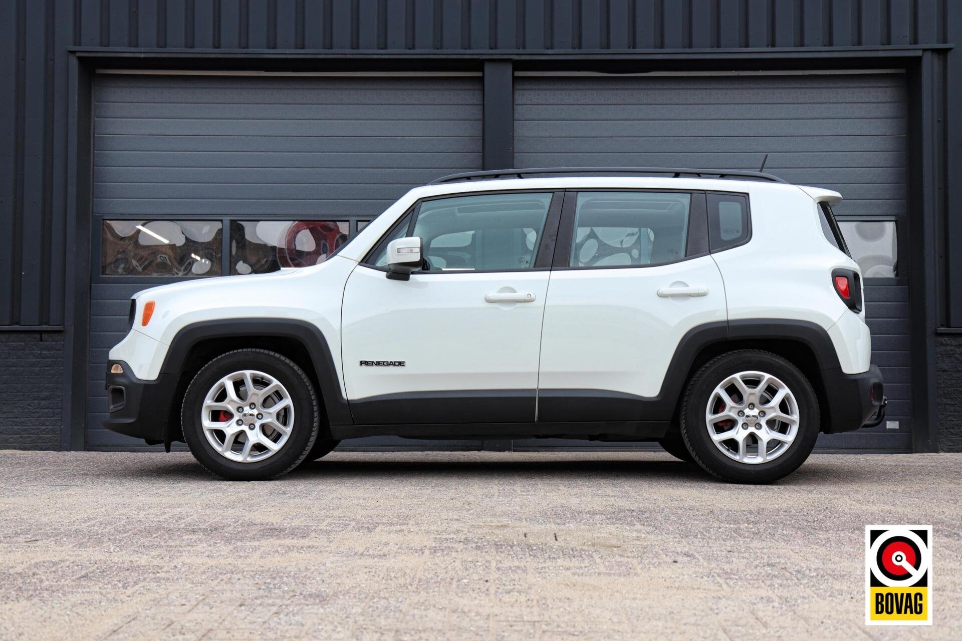 Jeep Renegade 1.4 MultiAir Freedom LPG-G3 |PANODAK|TREHAAK|A, Auto's, Jeep, 1349 kg, Euro 6, 4 cilinders, Met garantie (alle)