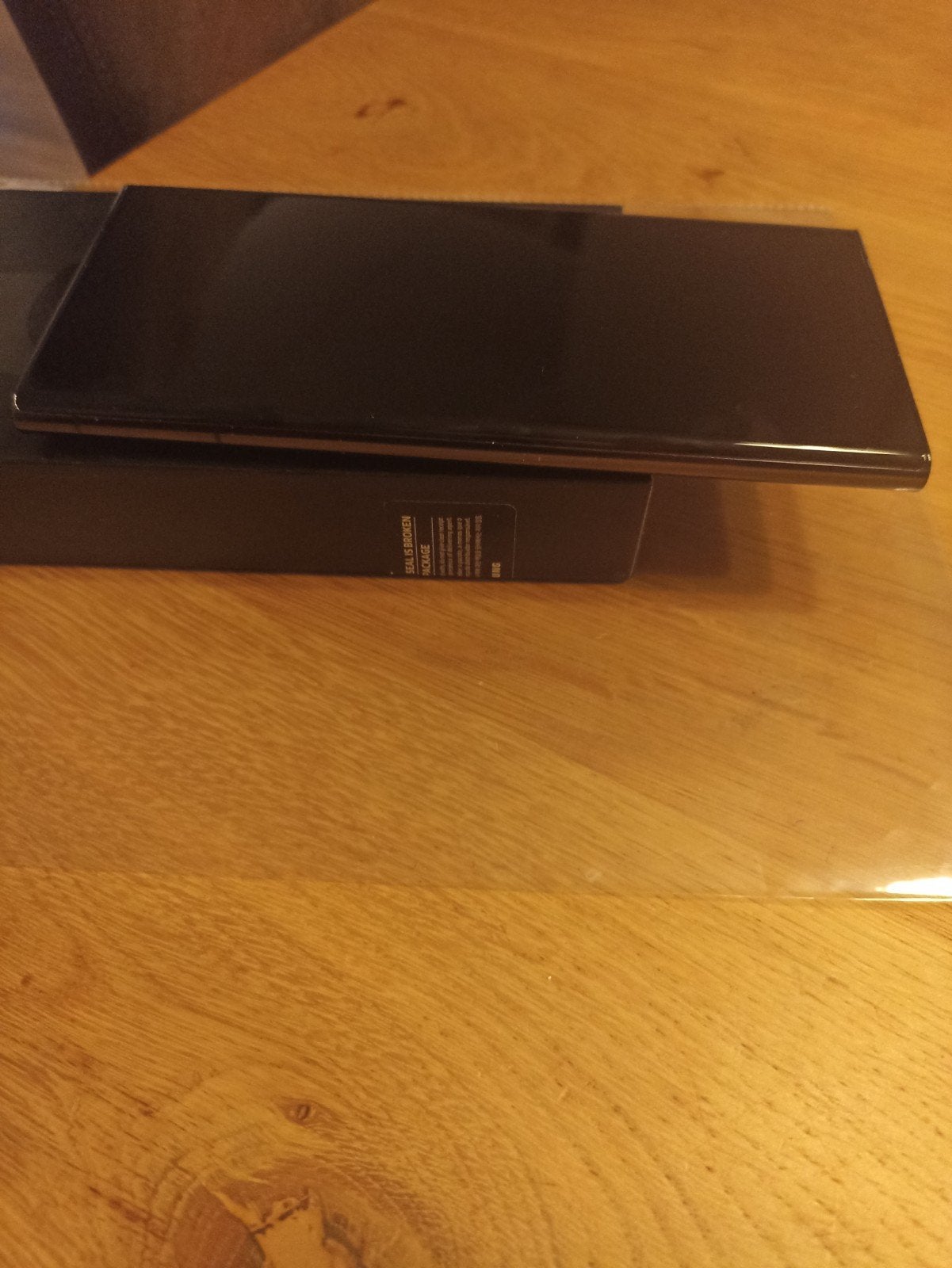 Foto 9 van Samsung Galaxy S22 Ultra Zwart 512GB - Zo goed als nieuw