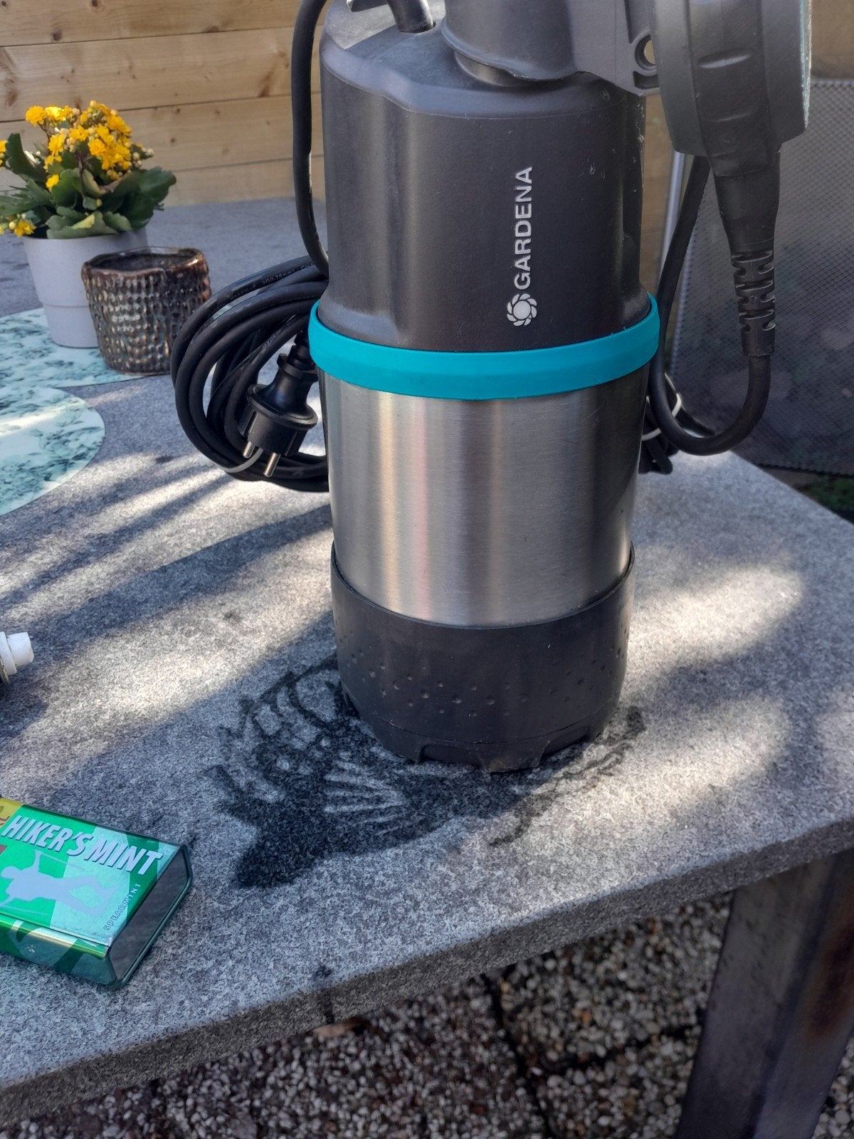 gardena regenton pomp zo goed als nieuw, Ophalen of Verzenden, Zo goed als nieuw, Dompelpomp