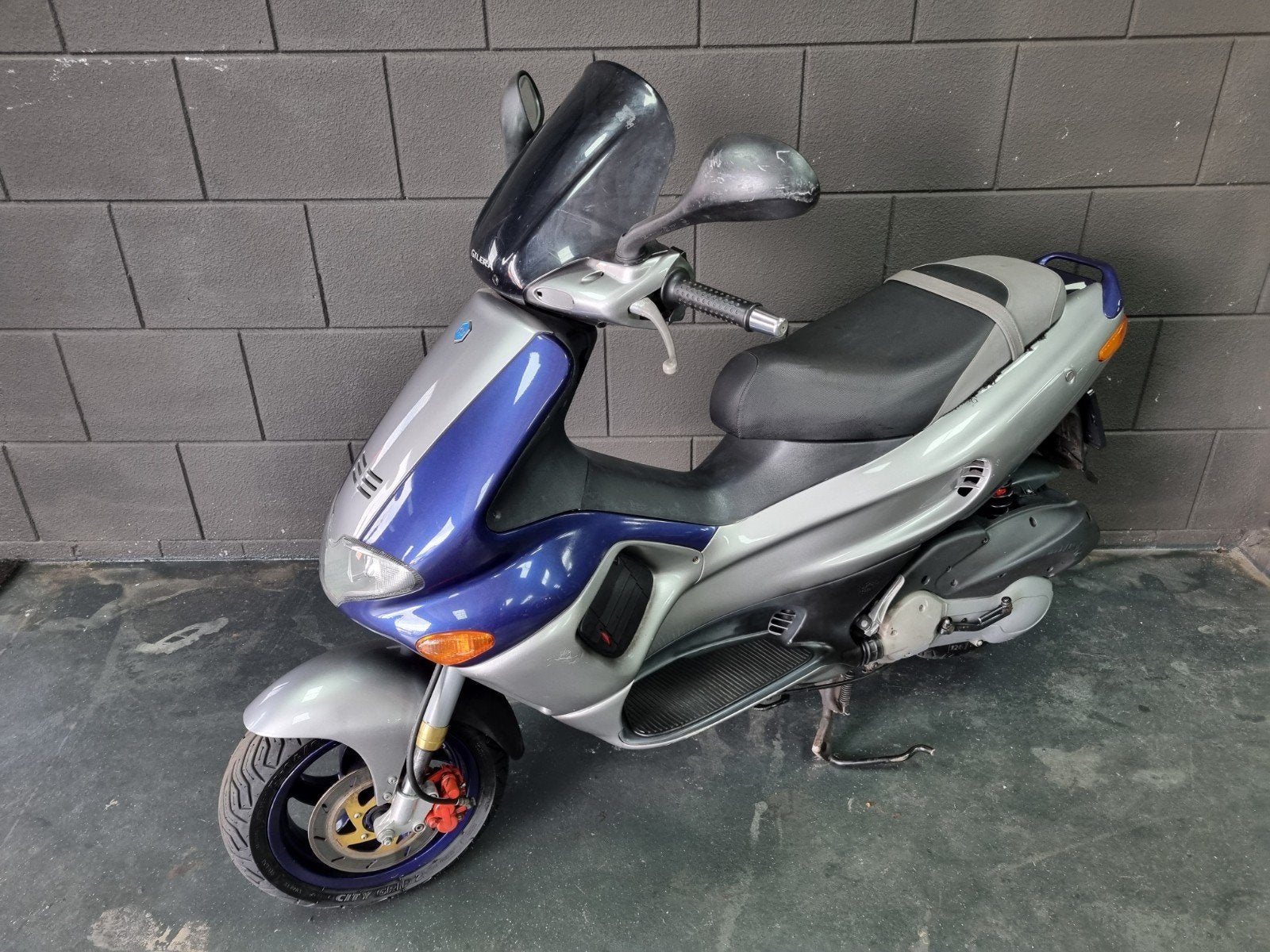 Piaggio gilera runner 180cc 2takt nl, Ophalen of Verzenden, Zo goed als nieuw, Tweetakt
