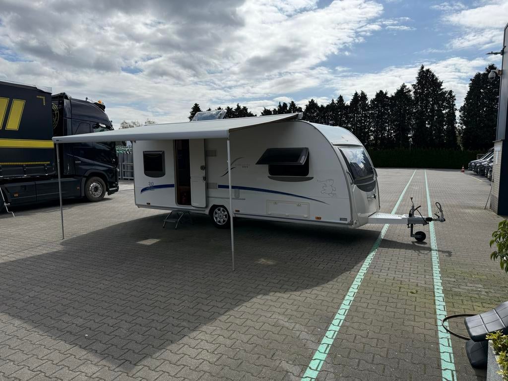Caravan Bürstner Belcanto 525 TL 2007, Rondzit, Particulier, 1250 - 1500 kg, Tot en met 4