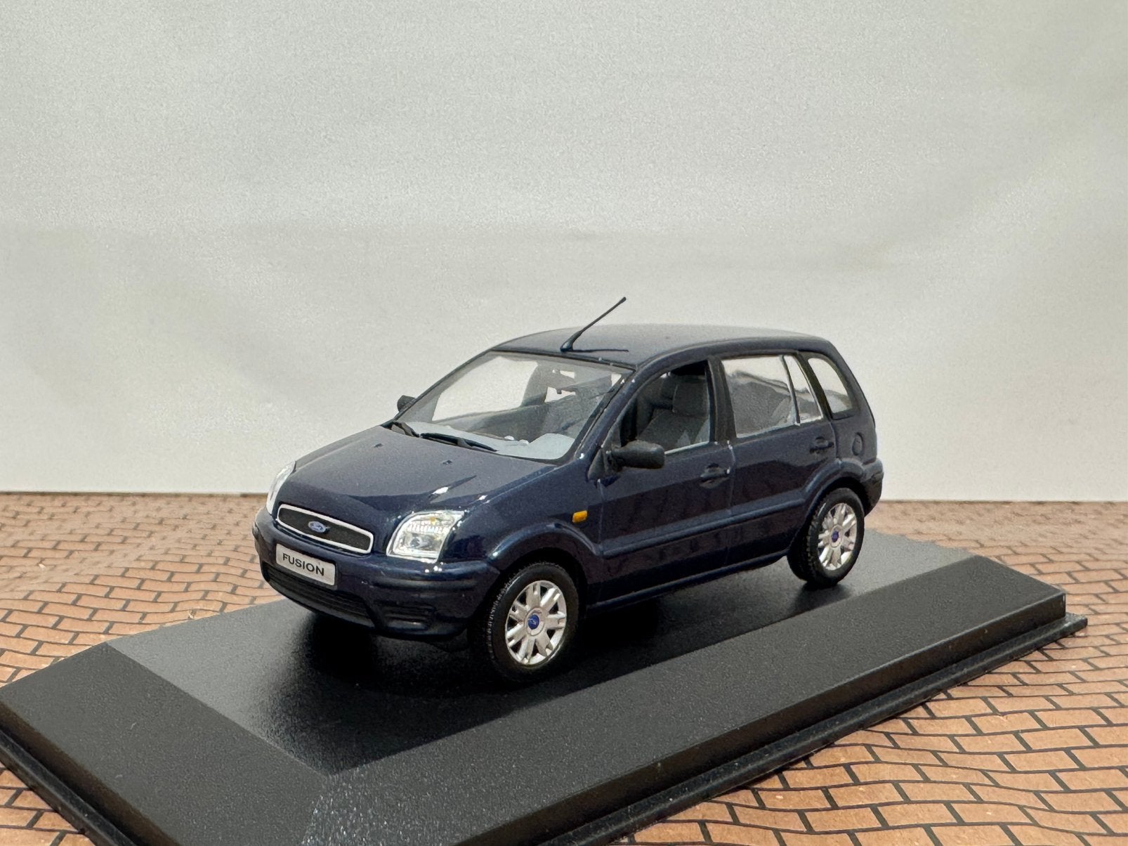 Ford Fusion 2005 Cool&Sound Marine Blauw Minichamps 1:43, Ophalen of Verzenden, Nieuw, Auto, MiniChamps