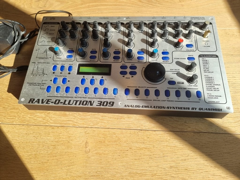 Quasimidi Rave-O-Lution 309, Muziek en Instrumenten, Ophalen of Verzenden, Gebruikt, Overige merken