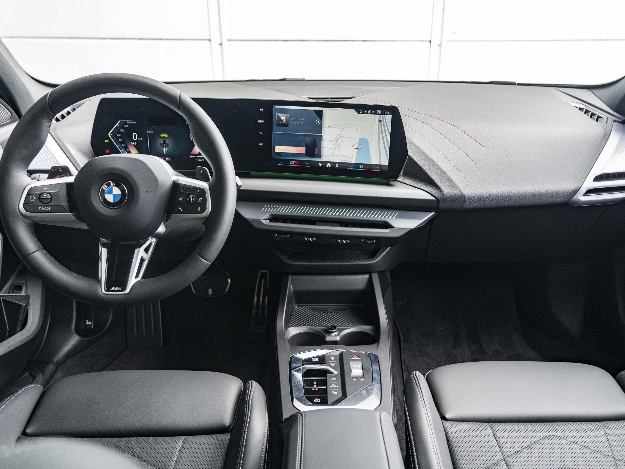 BMW 1 Serie 5-deurs 120 | M Sportpakket Pro | 19 inch | Glaz, Auto's, Gebruikt, Met garantie (alle), Origineel Nederlands, Bedrijf