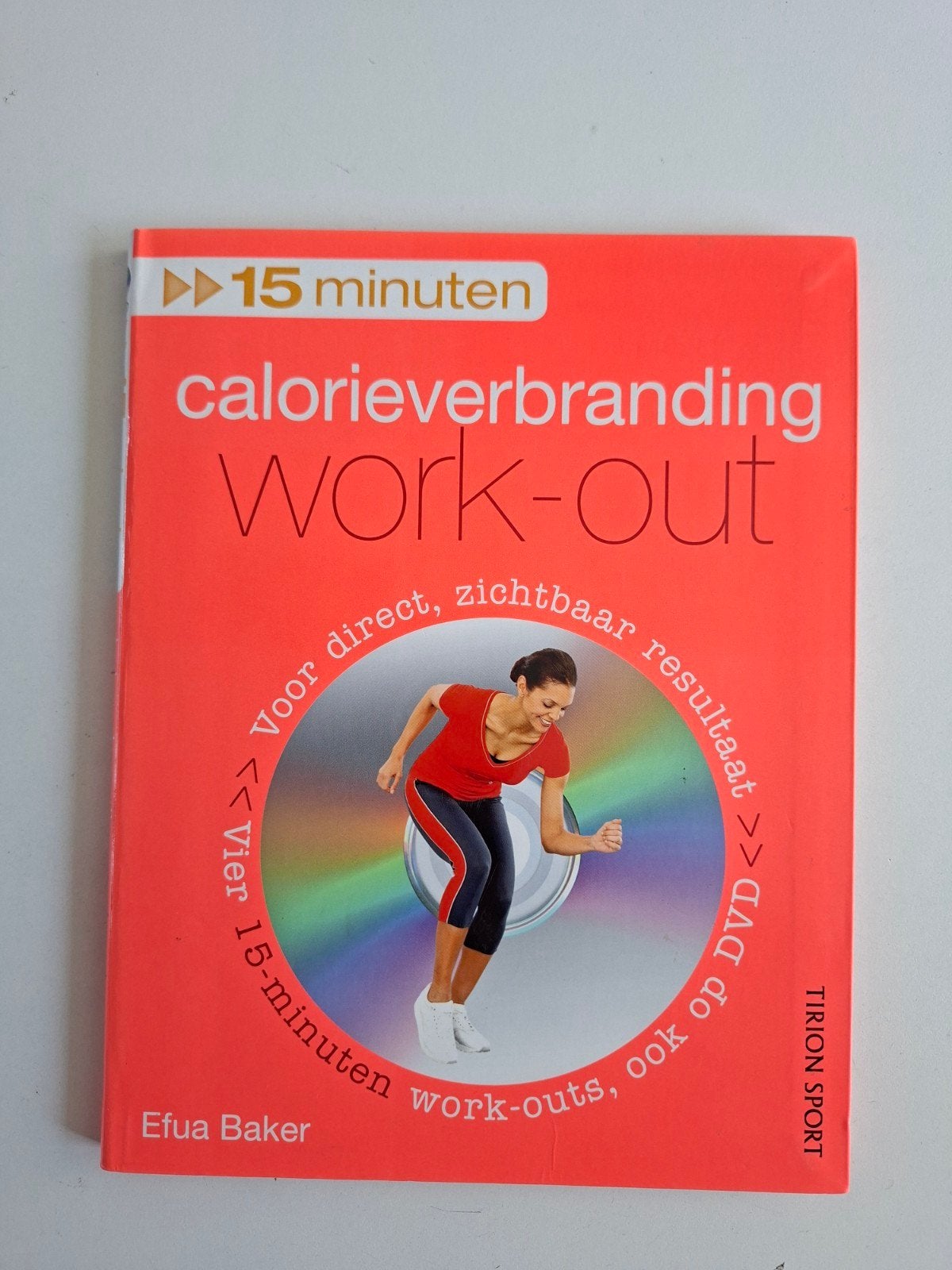 15 Minuten Calorieverbranding Work-out DVD + Boek, Gebruikt, Alle leeftijden, Yoga, fitness of dans, Inclusief boekje