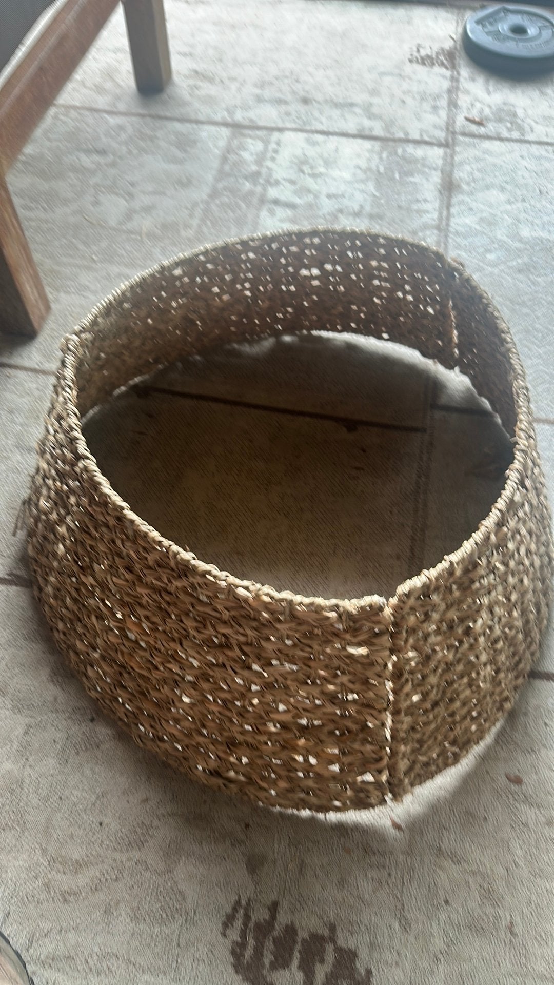 Rieten omzet mand voor een kerstboom, Diversen, Kerst, Ophalen of Verzenden, Gebruikt