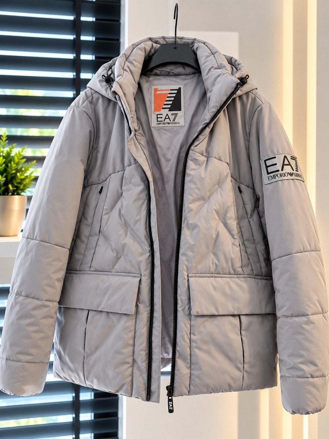EA7 Emporio Armani gewatteerde jas - Grijs, Kleding | Heren, Emporio Armani, Ophalen of Verzenden, Zo goed als nieuw, Grijs