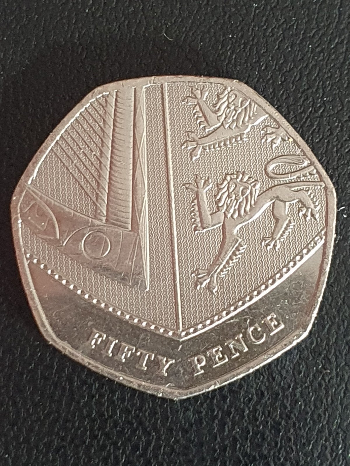 50 pence munt uit 2015 Engeland., Ophalen of Verzenden, Losse munt