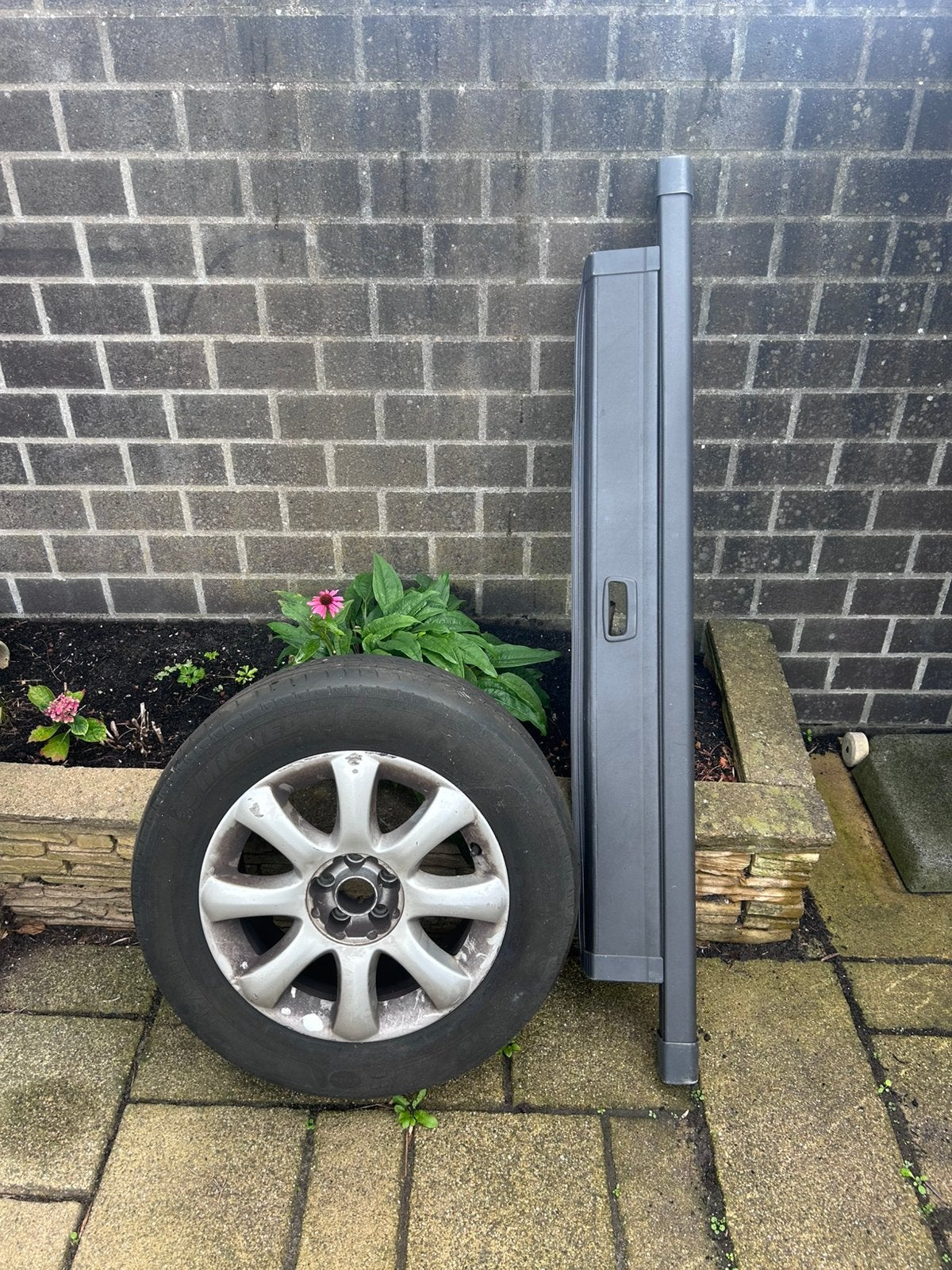 4 Velgen met banden voor de Peugeot 807 en een hoedenplank, Ophalen, Gebruikt, Peugeot