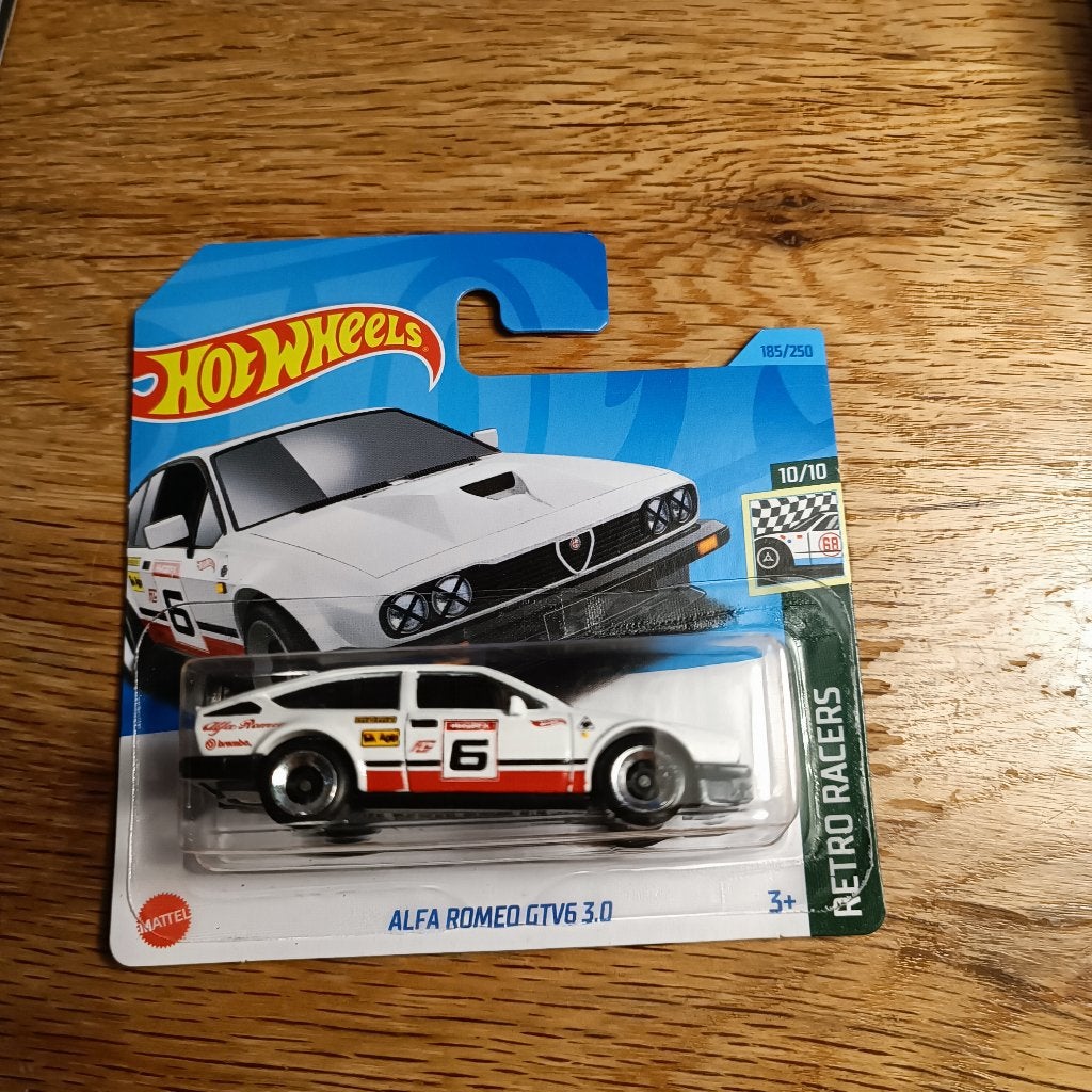 Hot Wheels alfa romeo gtv6 3.0 retro racers, Ophalen of Verzenden, Nieuw, Auto