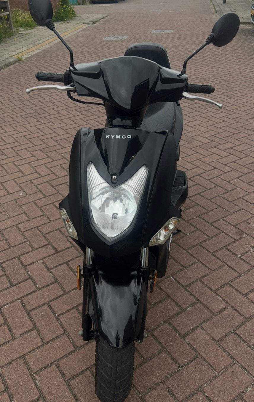 Kymco Agility FR 45 km, Fietsen en Brommers, Scooters | Kymco, Ophalen of Verzenden, Zo goed als nieuw, Benzine, Agility