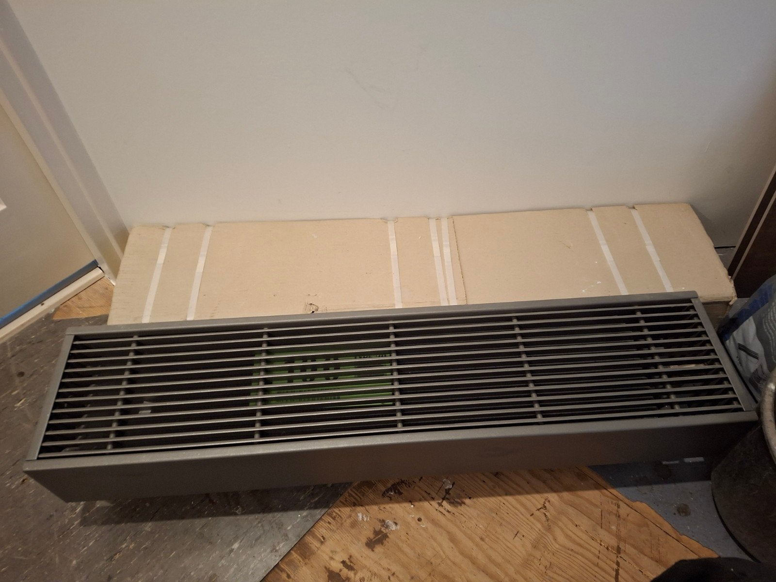 2x Jaga Mini Convector Radiator - beiden nieuw en ongebruikt, Ophalen, 30 tot 80 cm, Radiator, Nieuw