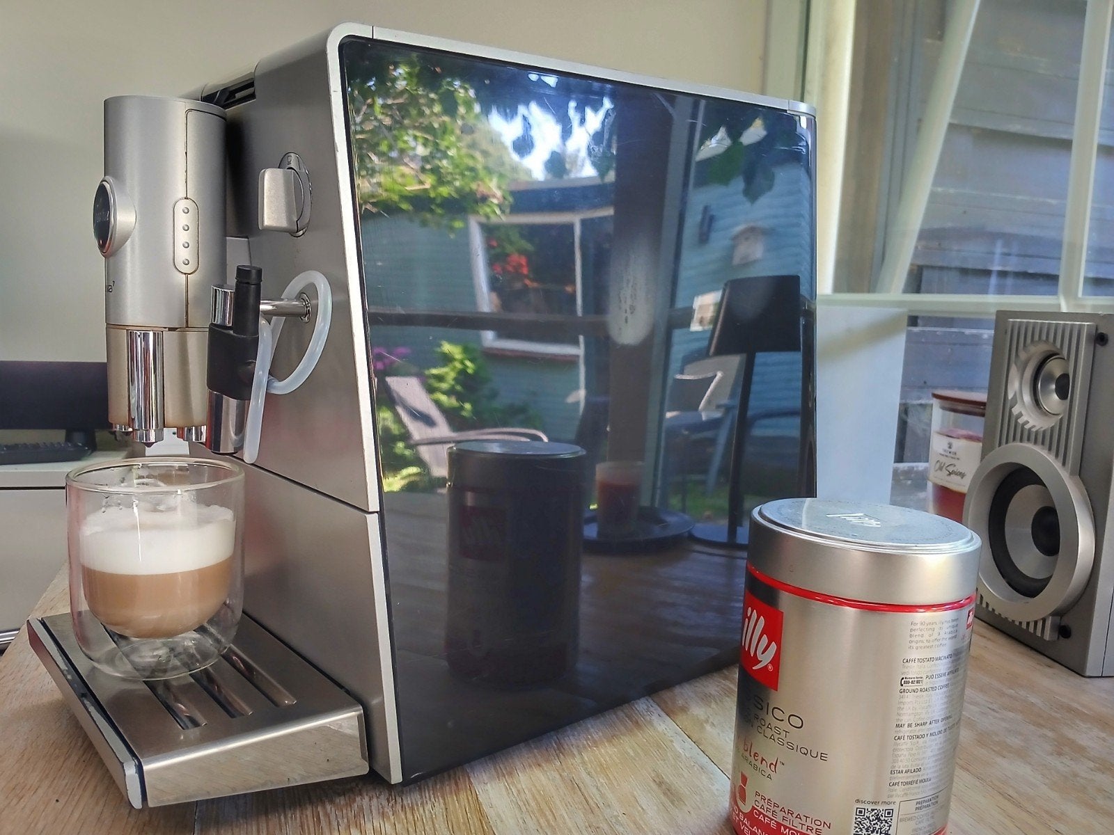 Jura ENA 7 – Gereviseerd - compleet met cappucinatore, Witgoed en Apparatuur, Koffiezetapparaten, Ophalen, 4 tot 10 kopjes, Afneembaar waterreservoir