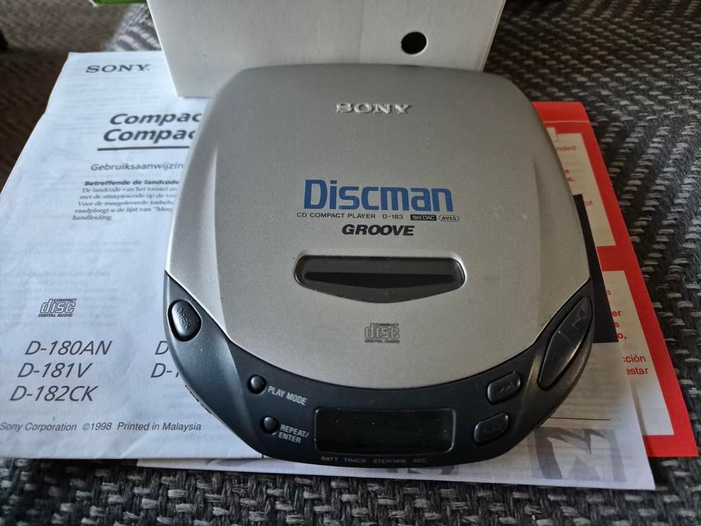 Sony D-183 Discman - Compl. + accessoires in originele doos., Ophalen of Verzenden, Discman