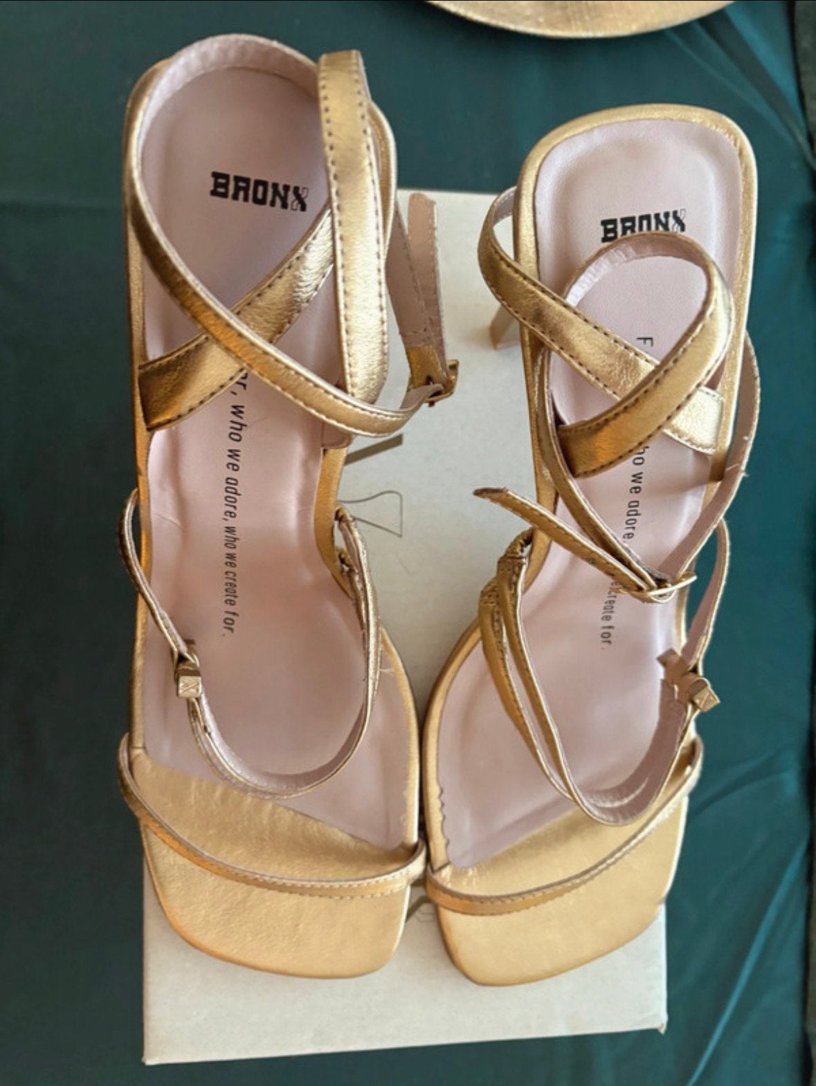 Gouden bronx hakken, Ophalen, Nieuw, Overige kleuren