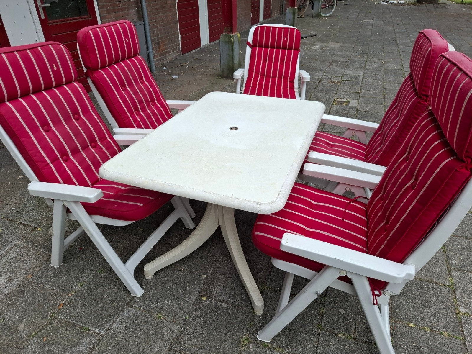 tuinset met ligbed en dikke kussens, Ophalen, Gebruikt