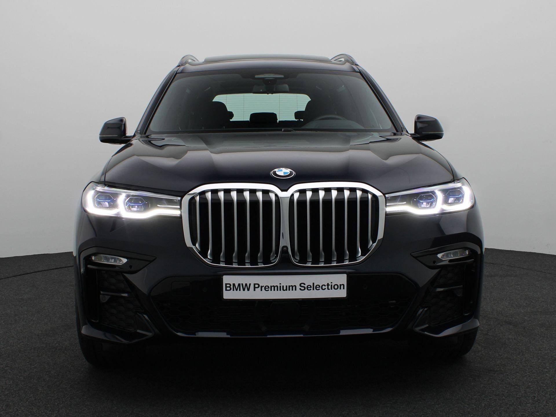 BMW X7 xDrive40i High Executive | M Sportpakket | BMW Person, Automaat, Gebruikt, Met garantie (alle), 7 stoelen