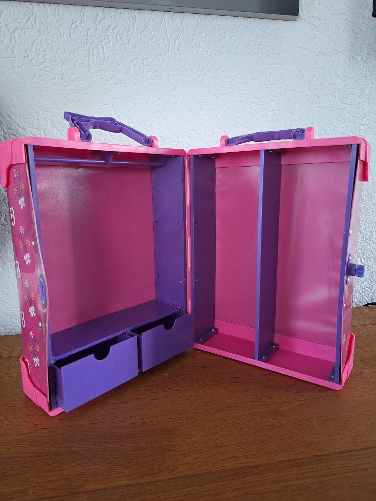Opbergkoffer voor Barbie´s en kleertjes, Ophalen, Zo goed als nieuw, Accessoires