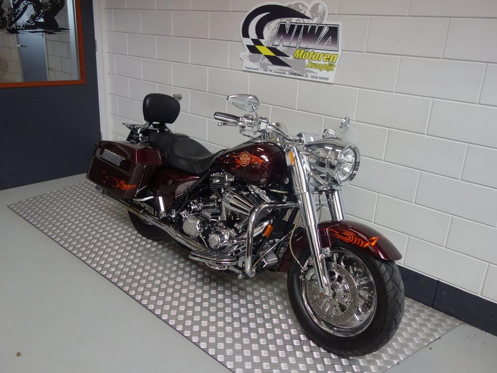 HARLEY-DAVIDSON ROAD KING CUSTOM FLHRSI, 2 cilinders, HARLEY-DAVIDSON, Motorrijbewijs A, Bedrijf