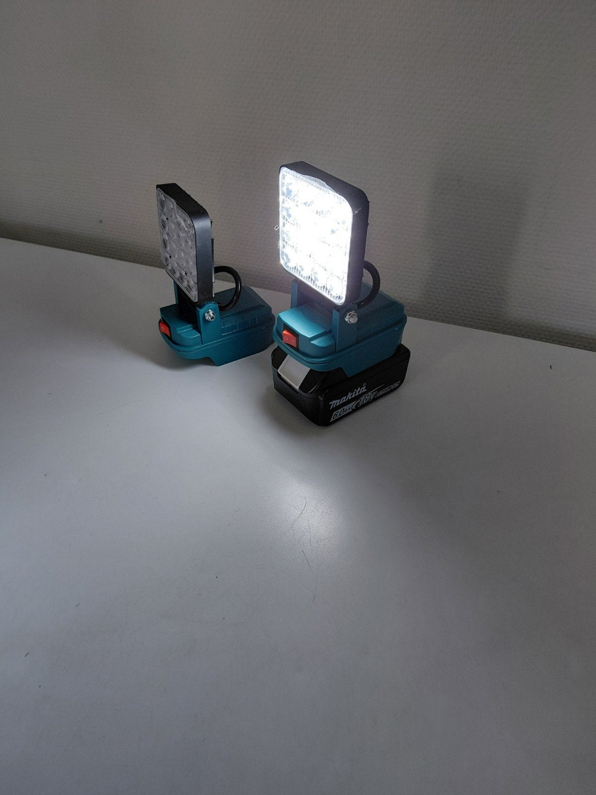 Makita Accu Schijnwerpers - Krachtige LED Werkverlichting, Ophalen of Verzenden
