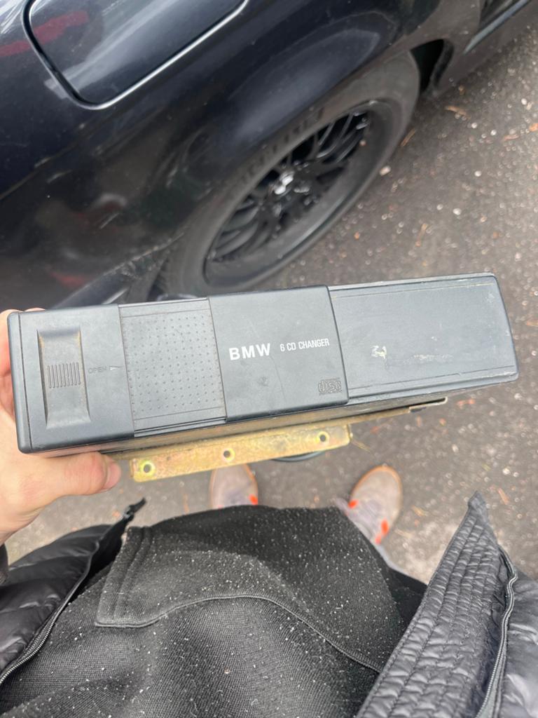 BMW E39 CD-wisselaar - Origineel en functioneel, Ophalen of Verzenden, Gebruikt, BMW