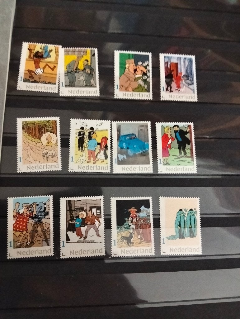 Pesoonlijke: thema Kuifje 12 st. postfris, Ophalen of Verzenden, Na 1940, Postfris