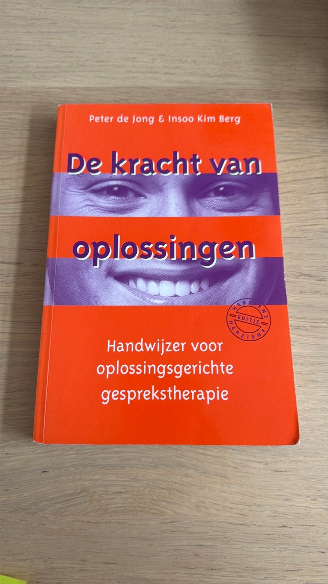 Peter de Jong - De kracht van oplossingen, Ophalen of Verzenden, Zo goed als nieuw, Peter de Jong; Insoo Kim Berg