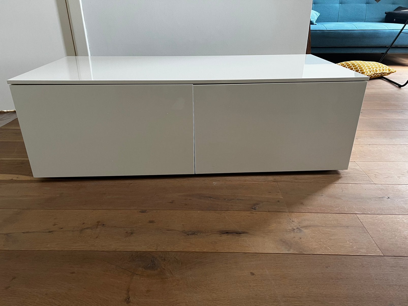 Bijzonder mooi televisiemeubel, Huis en Inrichting, Kasten | Televisiemeubels, Ophalen, Gebruikt, 100 tot 150 cm, Minder dan 100 cm