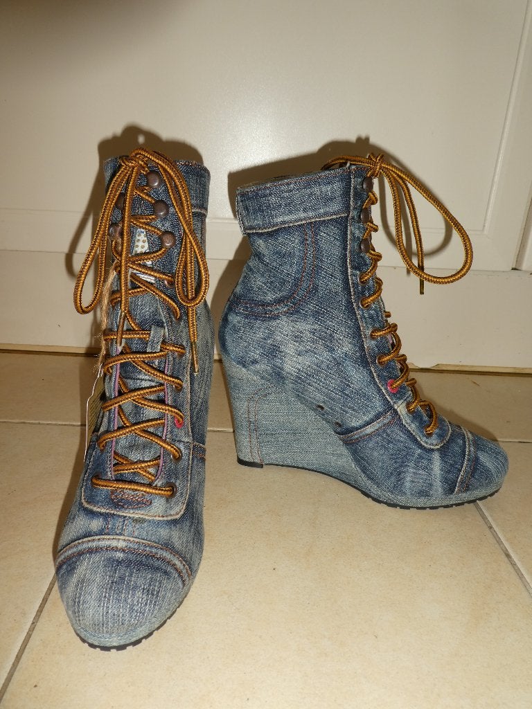 NIEUW Diesel laarzen maat 40 VINTAGE denim bont sleehak, Lage of Enkellaarzen, Nieuw, Diesel, Verzenden