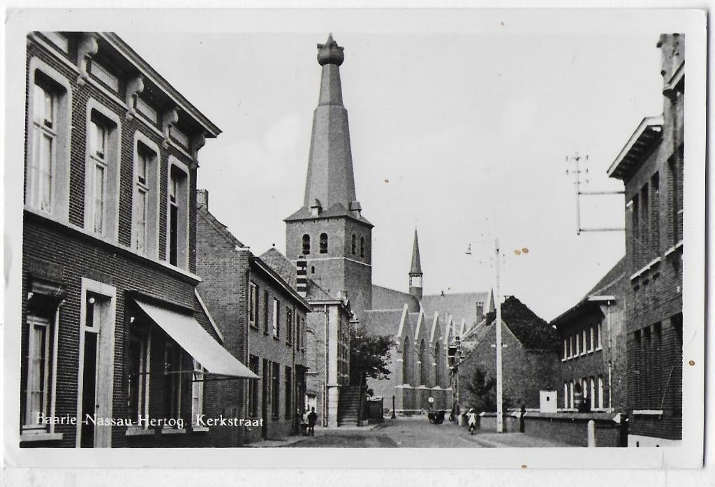 Baarle Nassau Kerkstraat Oude gelopen Ansichtkaart (B3300, Ophalen of Verzenden, 1960 tot 1980, Gelopen, Noord-Brabant
