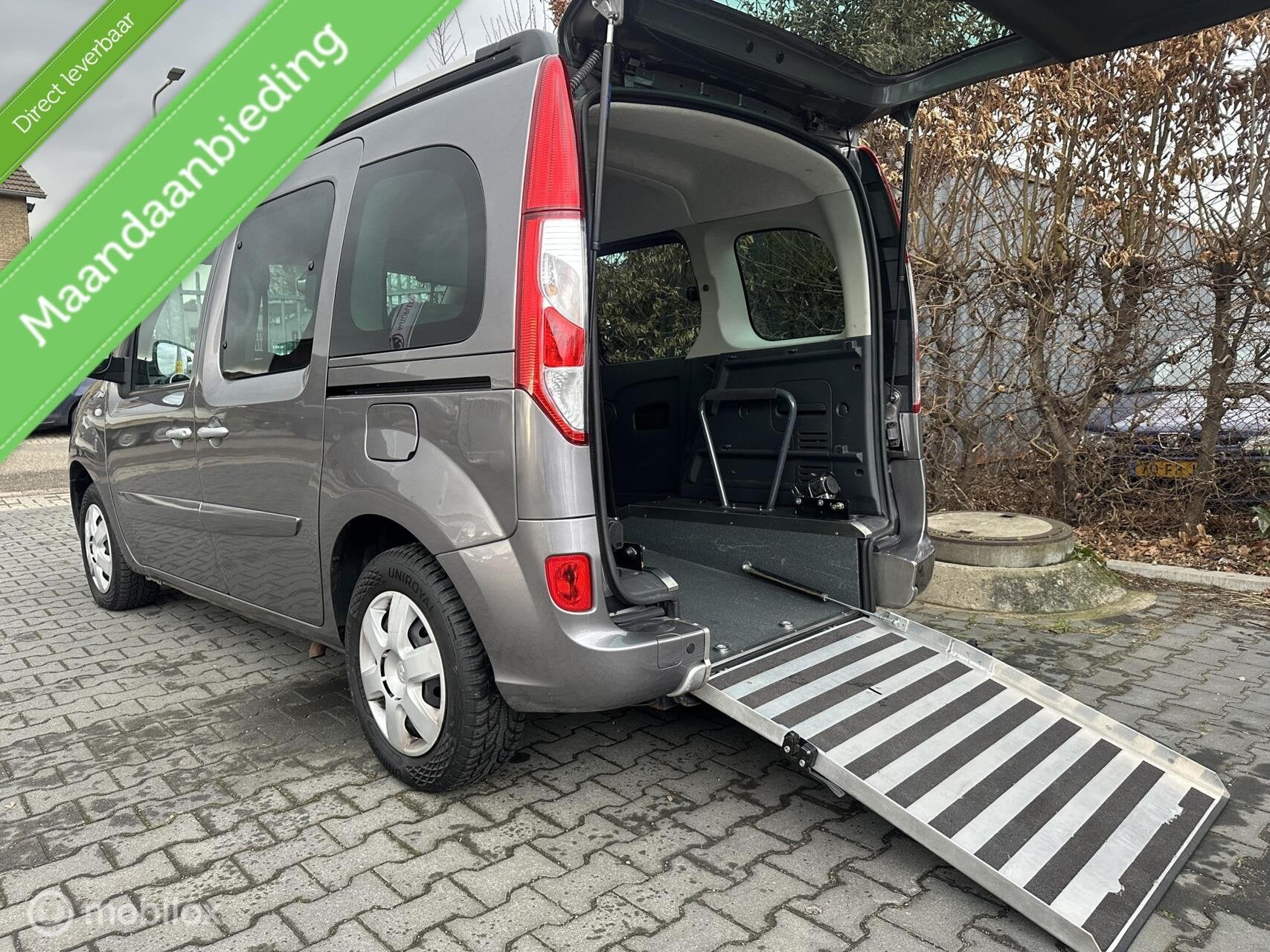 Renault Kangoo Family 1.2 TCe / Rolstoelauto / Automaat / Ze, Auto's, Dealer onderhouden, Gebruikt, 1295 kg, 4 cilinders