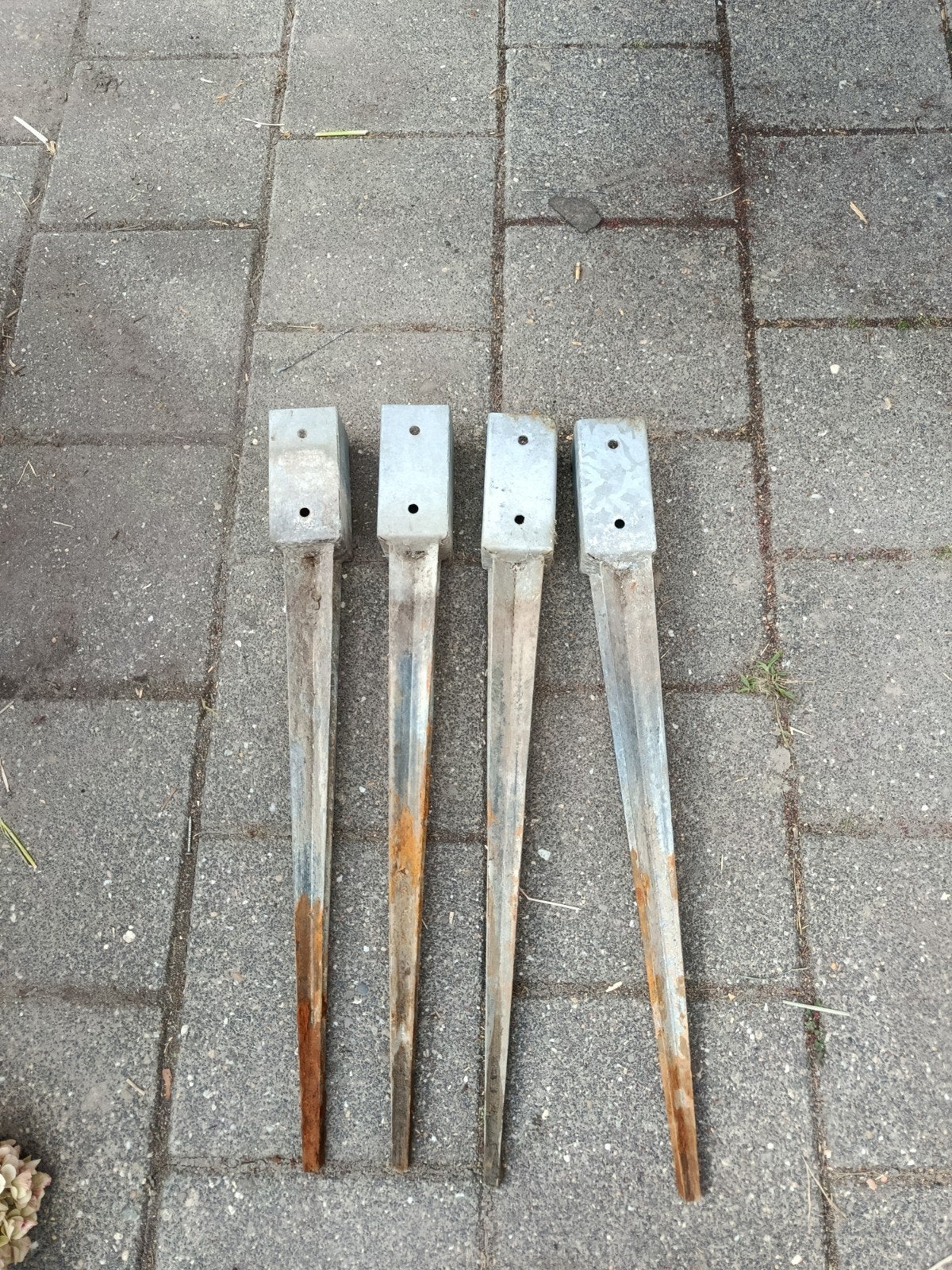 4x Hekwerk grondankers -, Ophalen of Verzenden, Gebruikt, IJzer, Overige typen